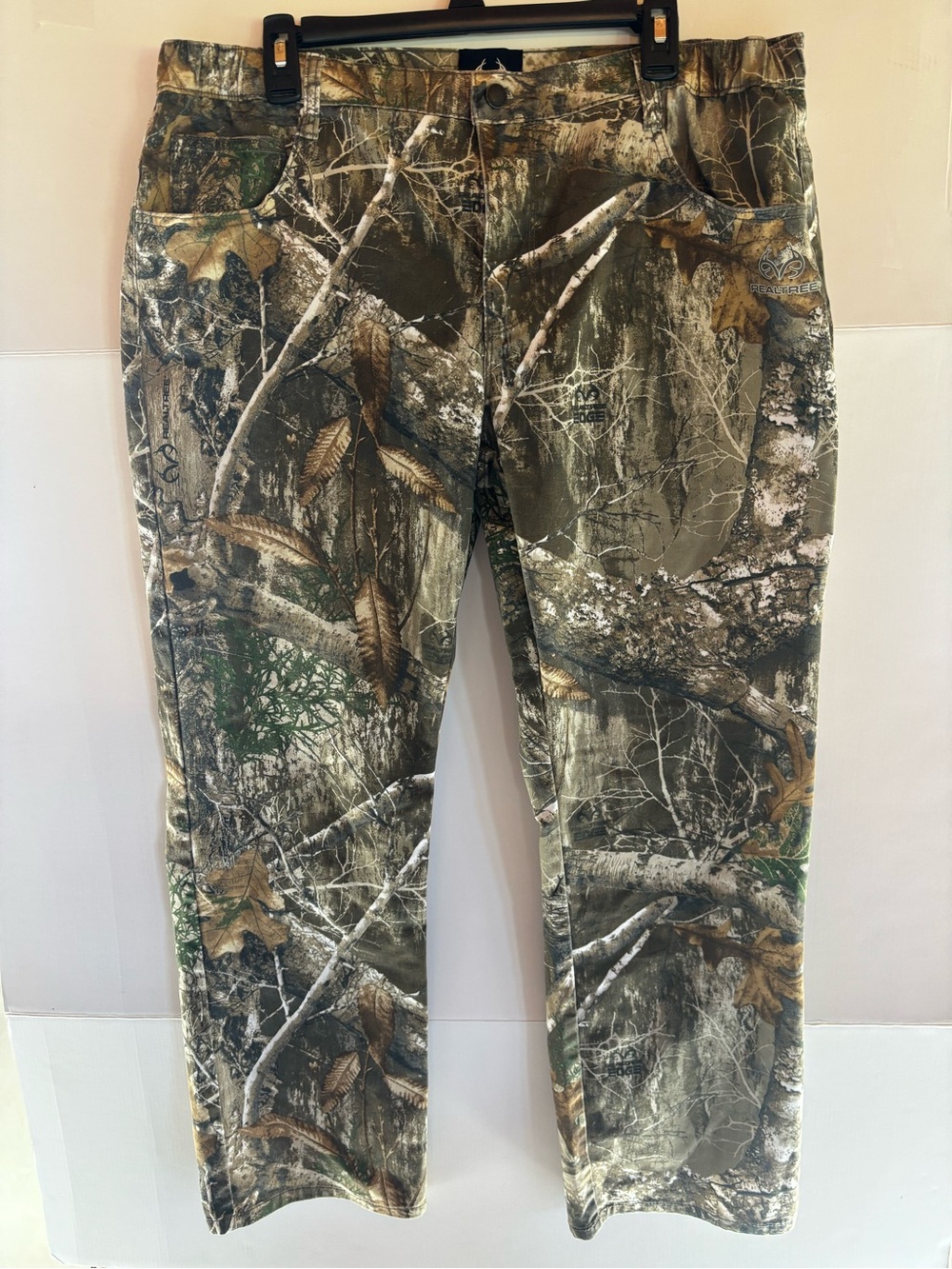 Realtree Men's Camouflage Hunting Pants, Regular Size L